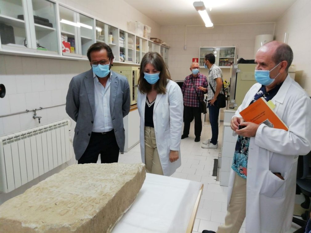 El Museo Arqueológico restaurará para su exhibición una estela funeraria romana encontrada en Domingo Pérez