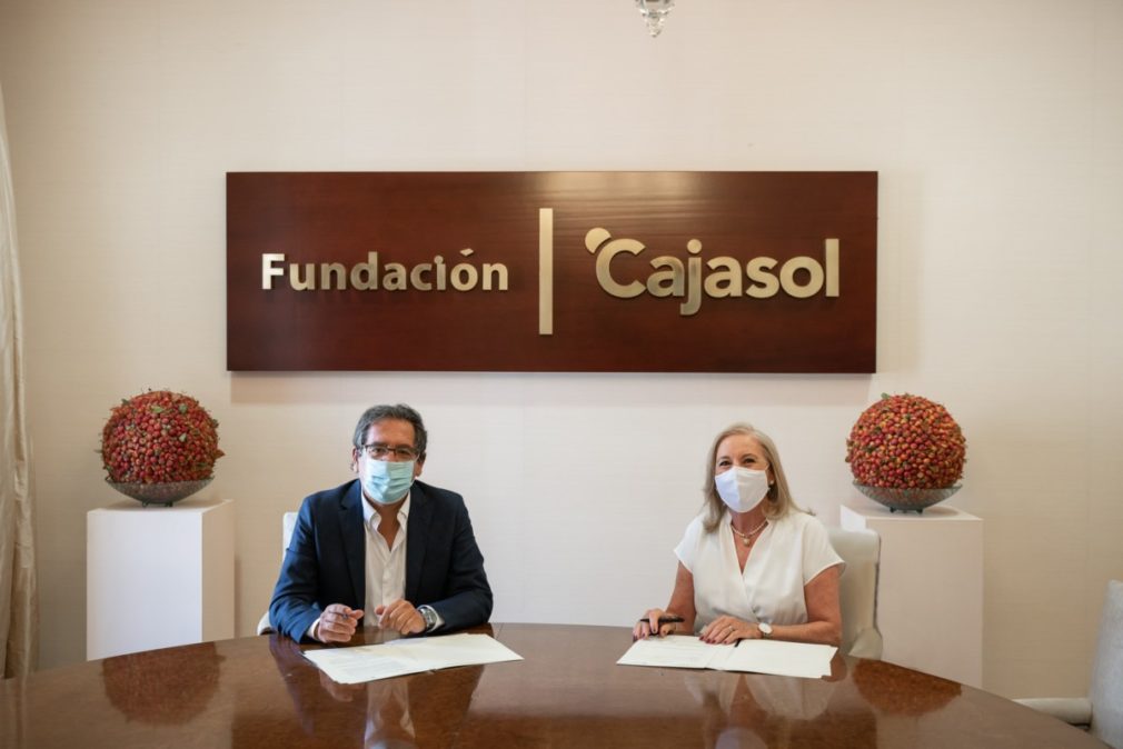 Foto-convenio-Fundación-CajaGranada-y-Fundación-Cajasol