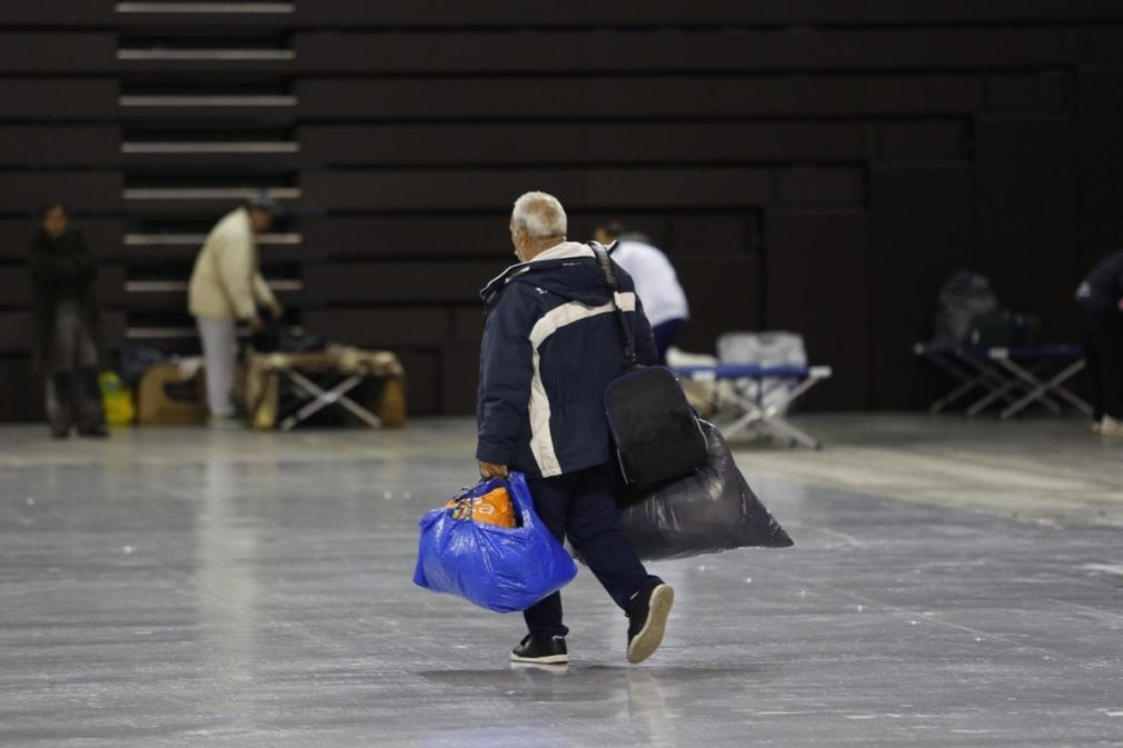 Personas sin hogar ayuntamiento granada palacio deportes