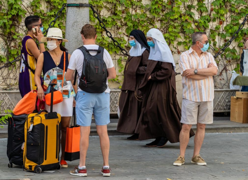 turistas mascarillas