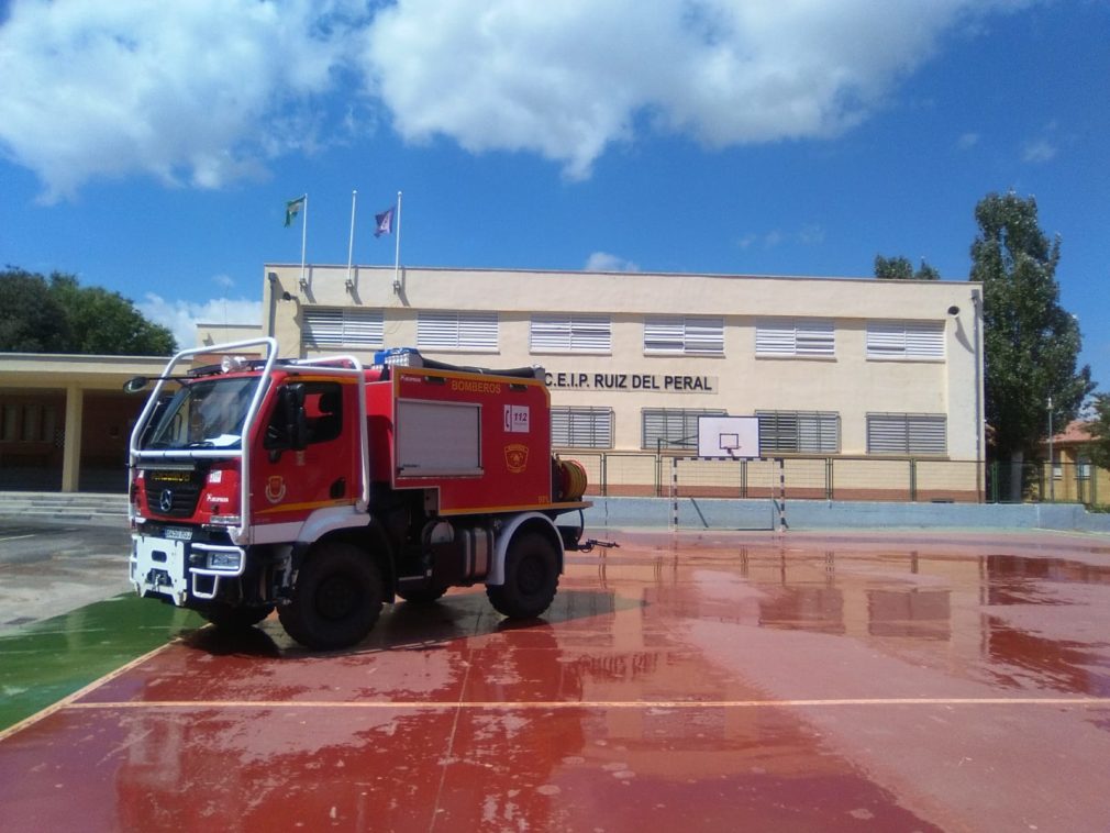 Bomberos Guadix desinfección colegio