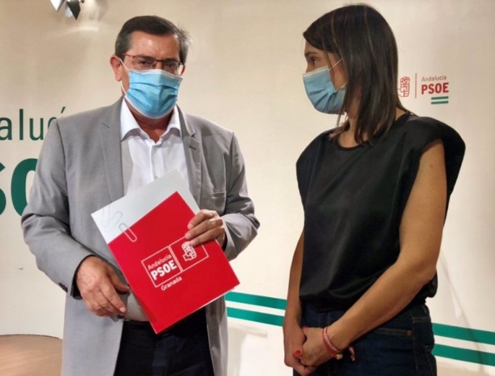 Granada.- Alcaldes socialistas contemplan la vía judicial para reclamar a la Junta gastos de desinfección de colegios