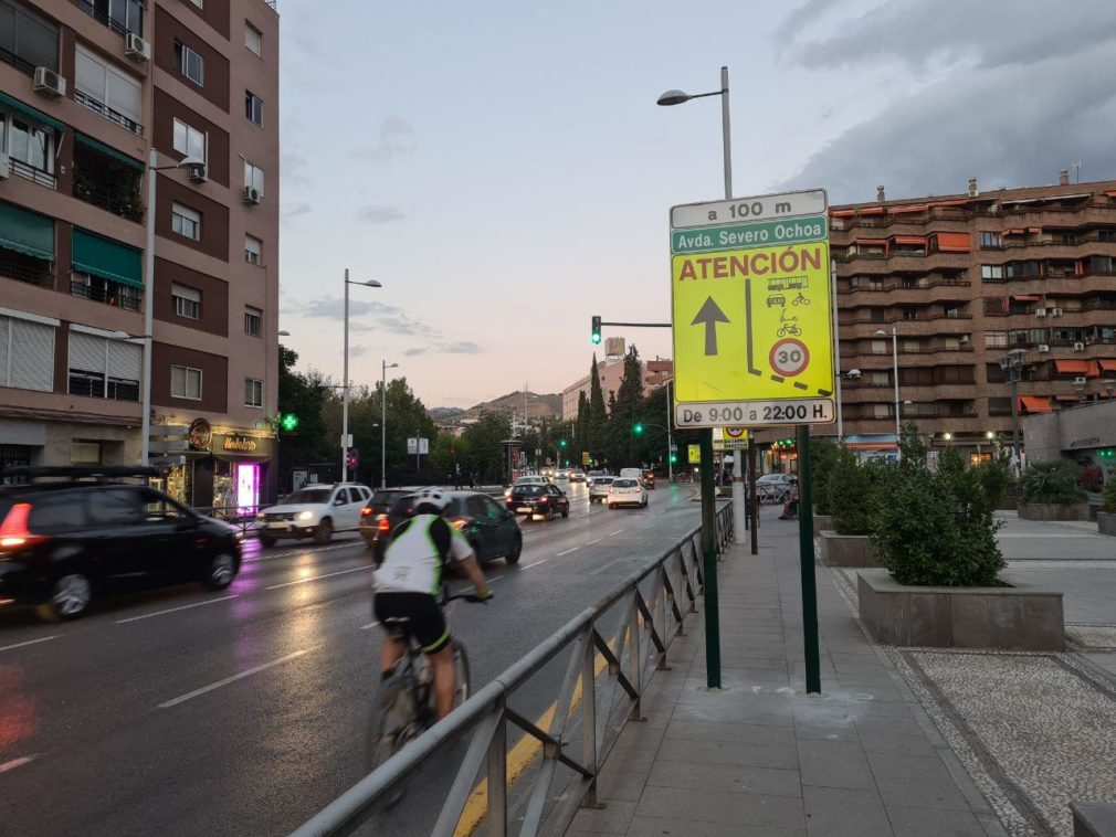 carril amarillo fuentenueva Severo Ochoa Plaza Einstein