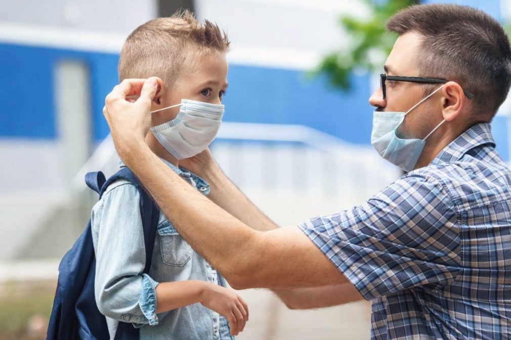 Granada.- Coronavirus.- Vithas Granada recomienda mascarillas, distancias y uso exclusivo de material en las aulas