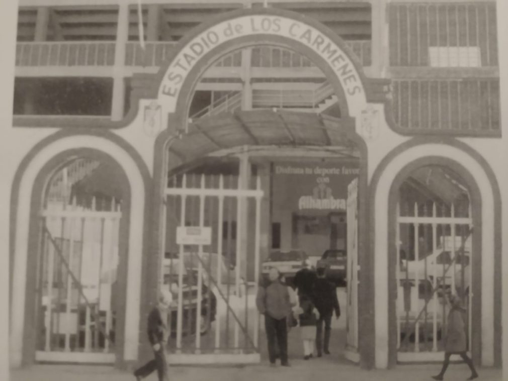 Arcos fachada antiguo estadio Los Cármenes