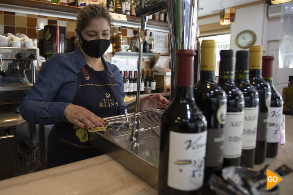 Reapertura de comercios y bares en Granada