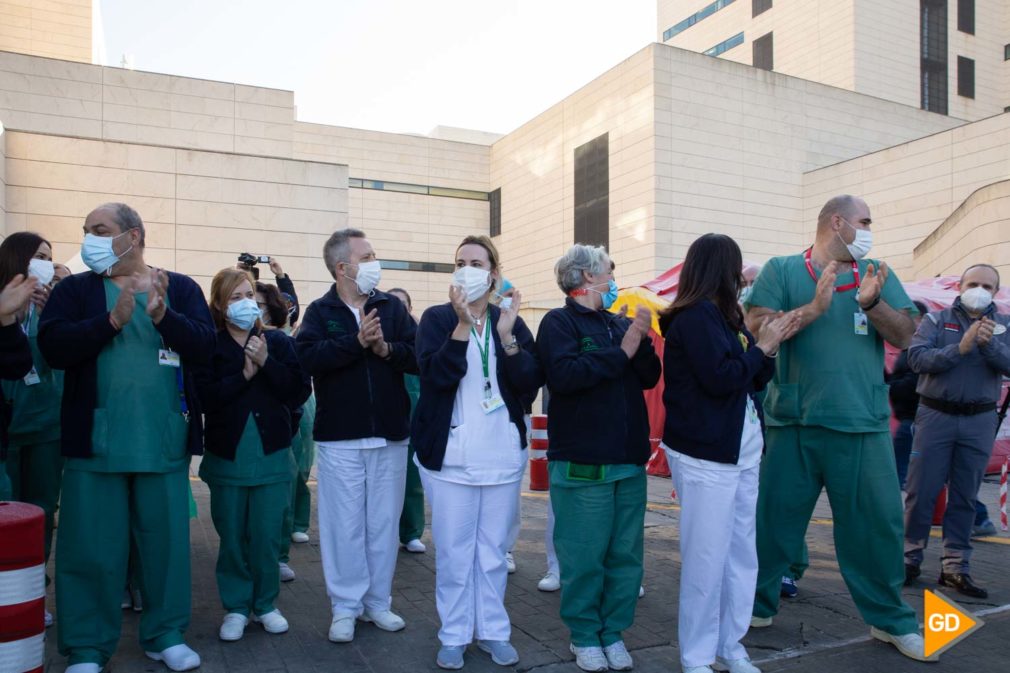 Agradecimiento del alacalde a los sanitarios Carlos Gijon _