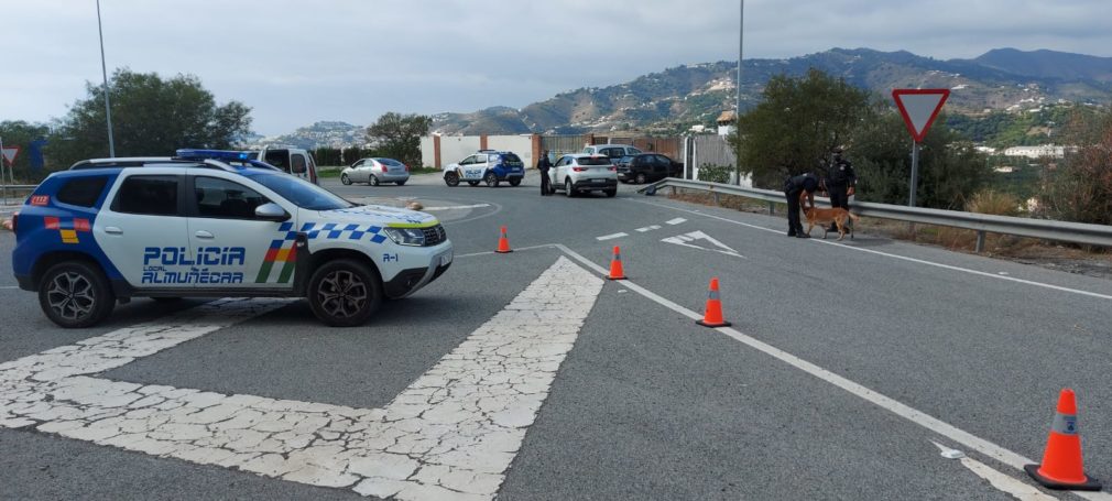 POLICIA CONTROLES ACCESOS ALMUÑECAR 4 20