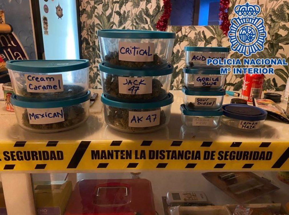 Granada.- Sucesos.- Desmantelados dos puntos de venta de droga que operaban como 'coffee shops' en el centro