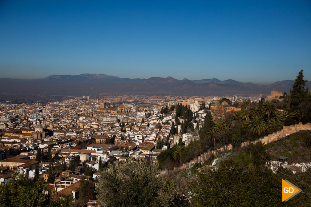 FOTOS sensores de calidad del aire y nube gris de Granada-7