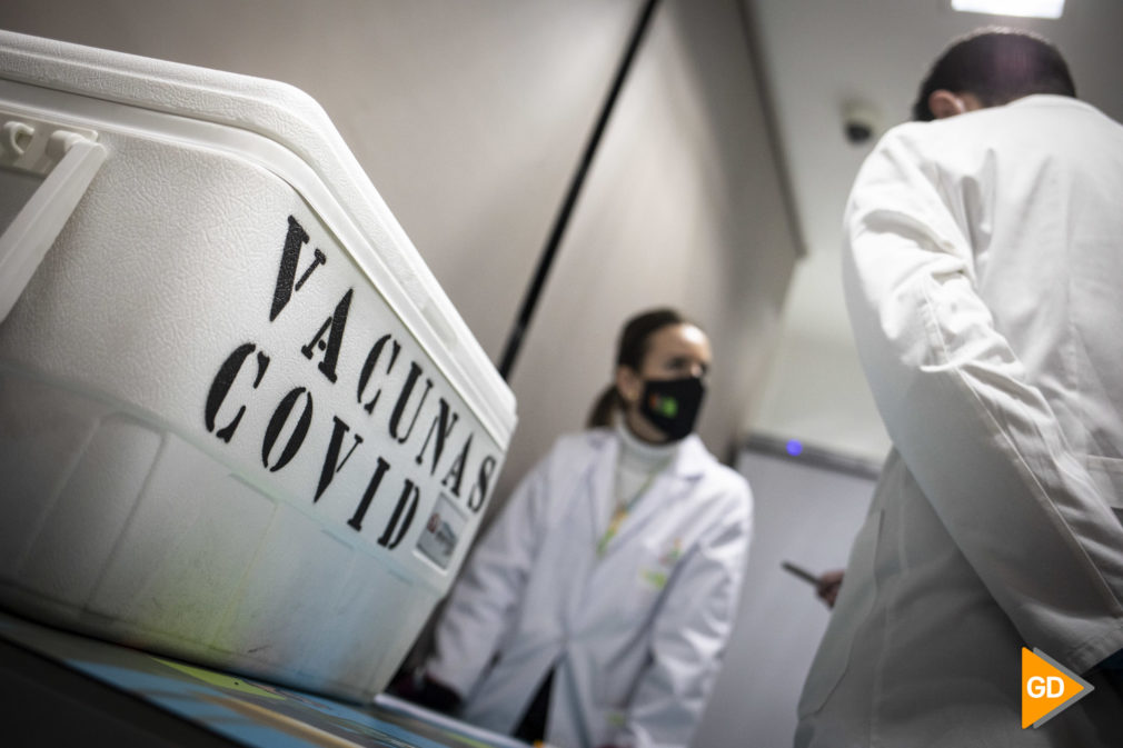 Vacunas contra el Covid 19 en las instalaciones de Bidafarma en Granada