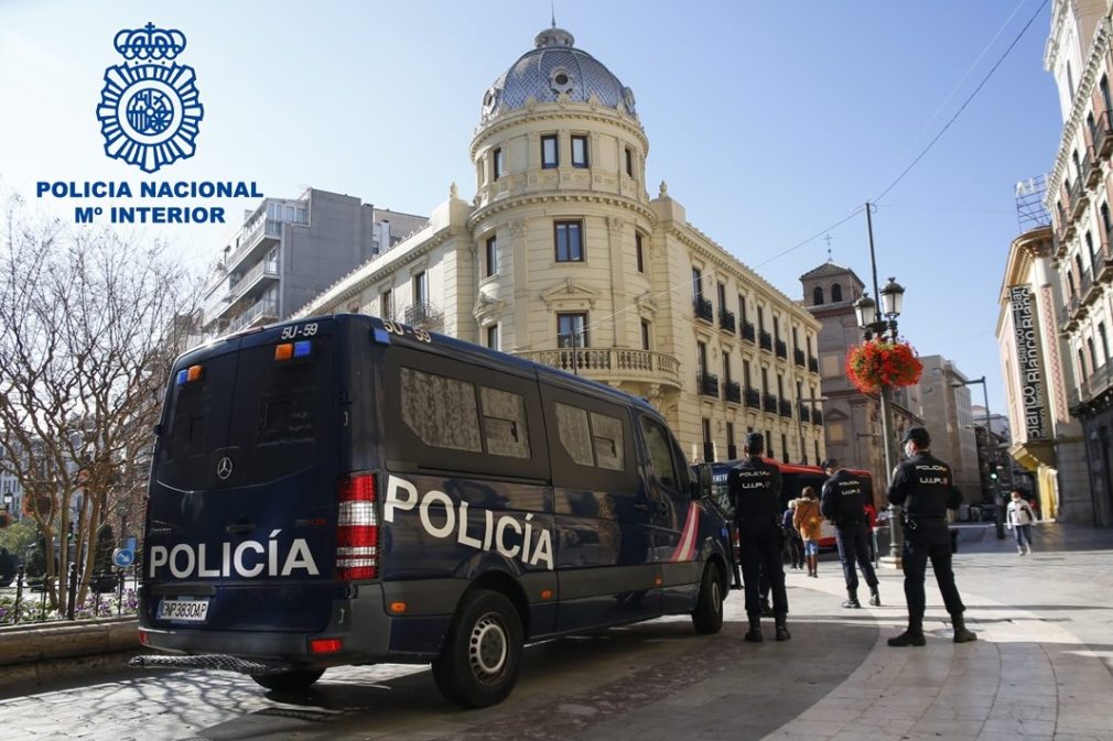 Agentes en zona Centro