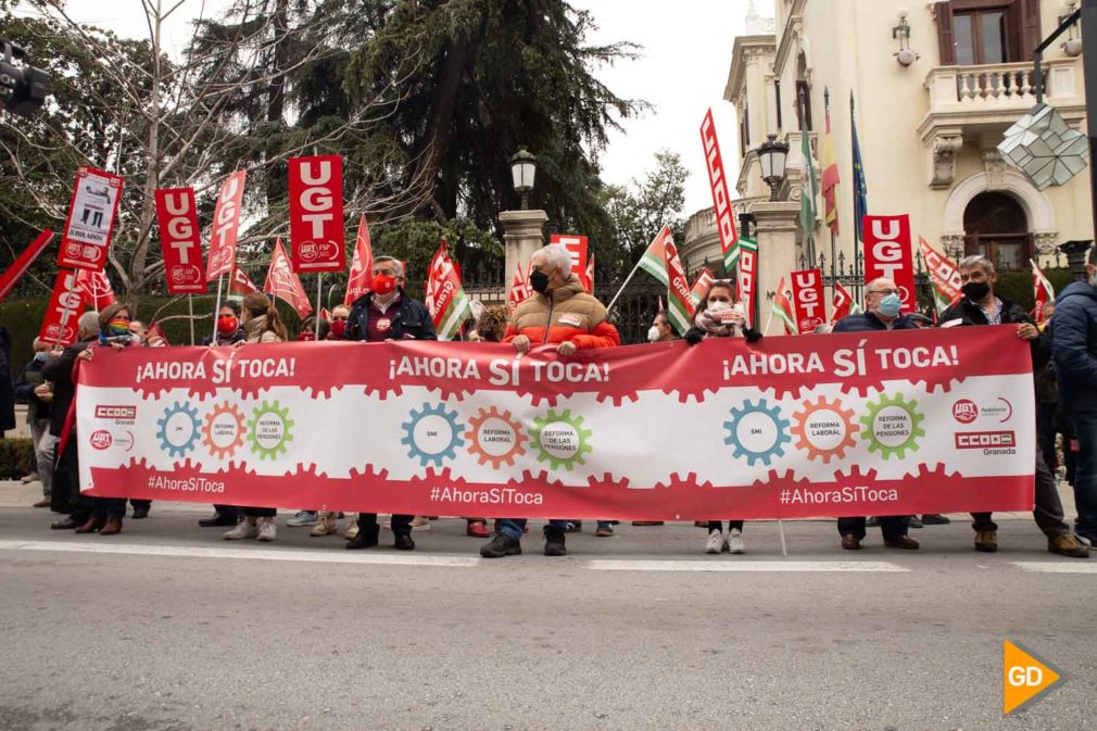 Manifestacion sindicatos frente a subdelegacion Carlos Gijon-2