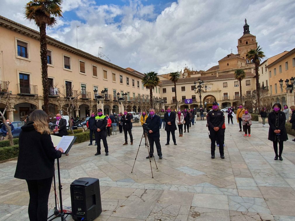 dia de la mujer 8-m guadix