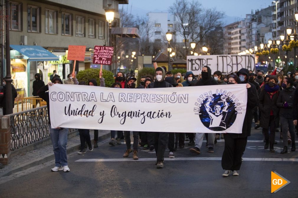 Manifestación en contra de las detenciones por los disturbios en Granada a favor de Pablo Hasel