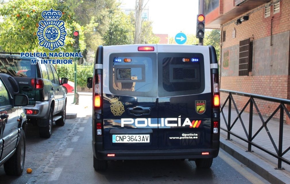 Vehículo policial 451