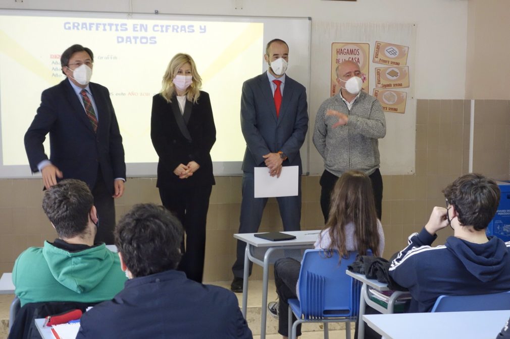 Granada2031.- Un programa educativo ayuda a estudiantes a diferenciar entre grafiti artístico y pintada