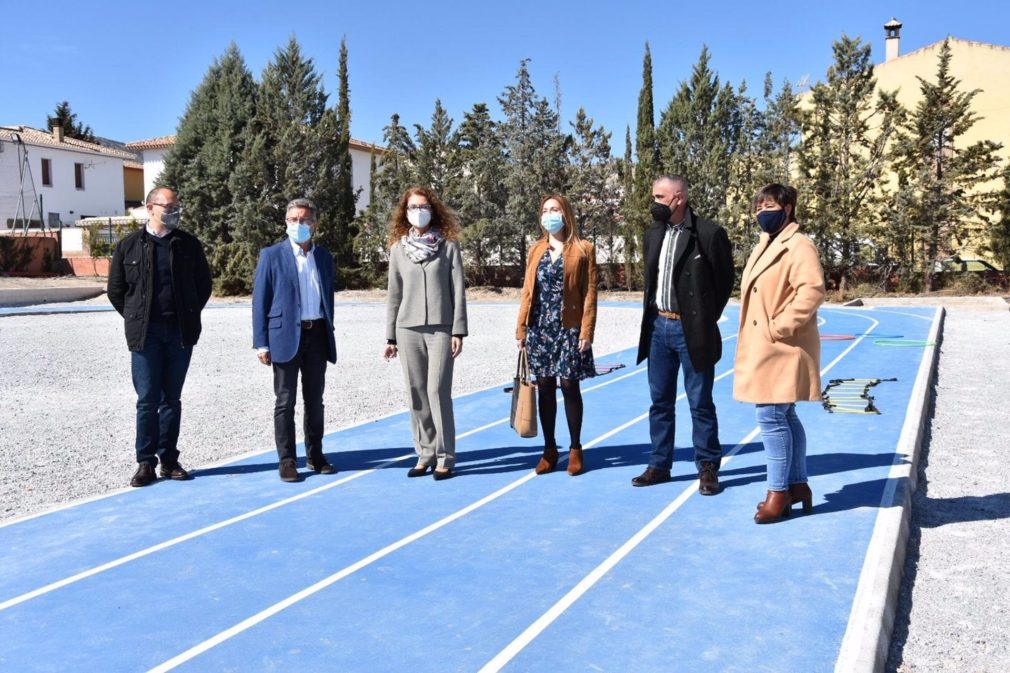 Granada.- Educación.- La Junta invierte más de 350.000 euros en obras de ampliación y mejora de los centros de Baza