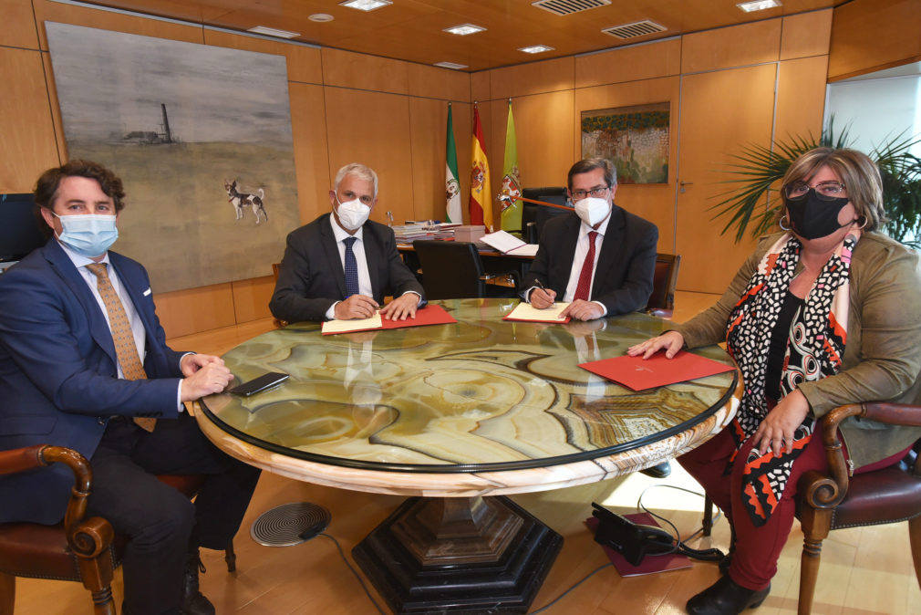 La Diputación de Granada acuerda con las cooperativas impulsar de forma conjunta la industria agroalimentaria granadina - DIPUTACIÓN DE GRANADA