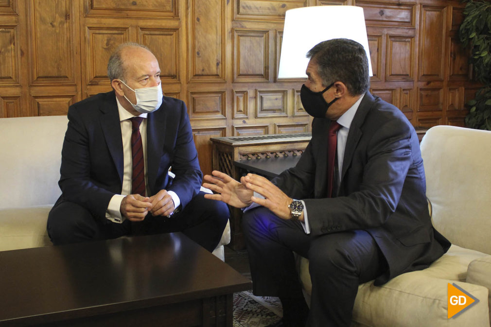 FOTO2 David Canca - Ministro de Justicia mantiene una reunión con Lorenzo