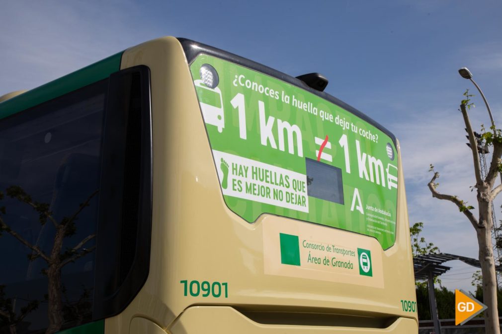 FOTOS El Consorcio de Transporte Metropolitano del Área de Granada lanza una campaña para reducir emisiones con el uso del transporte público (3)