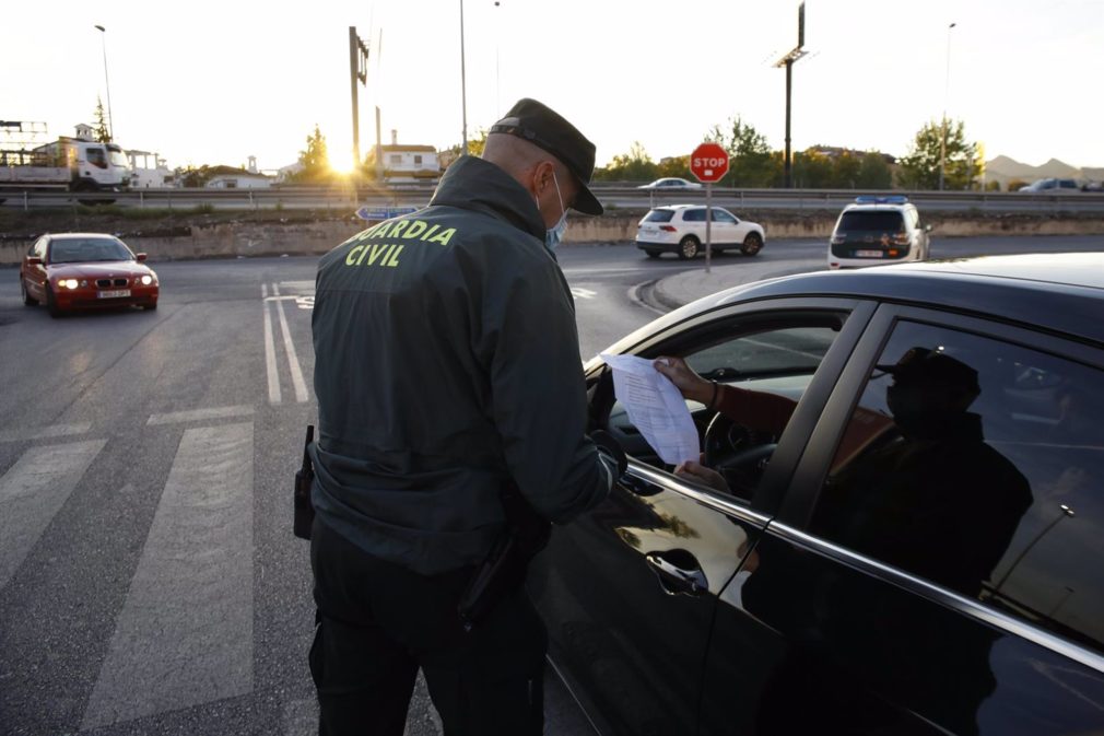 Granada.- Cvirus.- Salud declara el nivel de alerta 4 en el grueso de la provincia, con 35 municipios cerrados