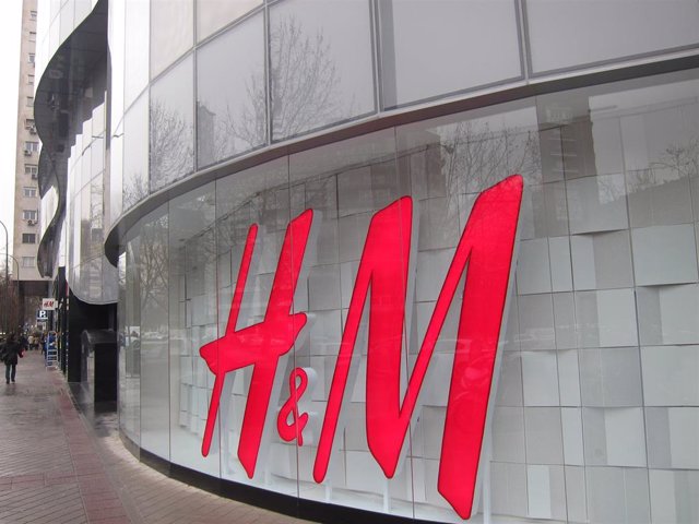 h & m