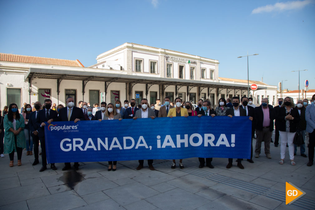 FOTOS concentración del PP en la que se presenta la campaña 'Granada, ahora'-3