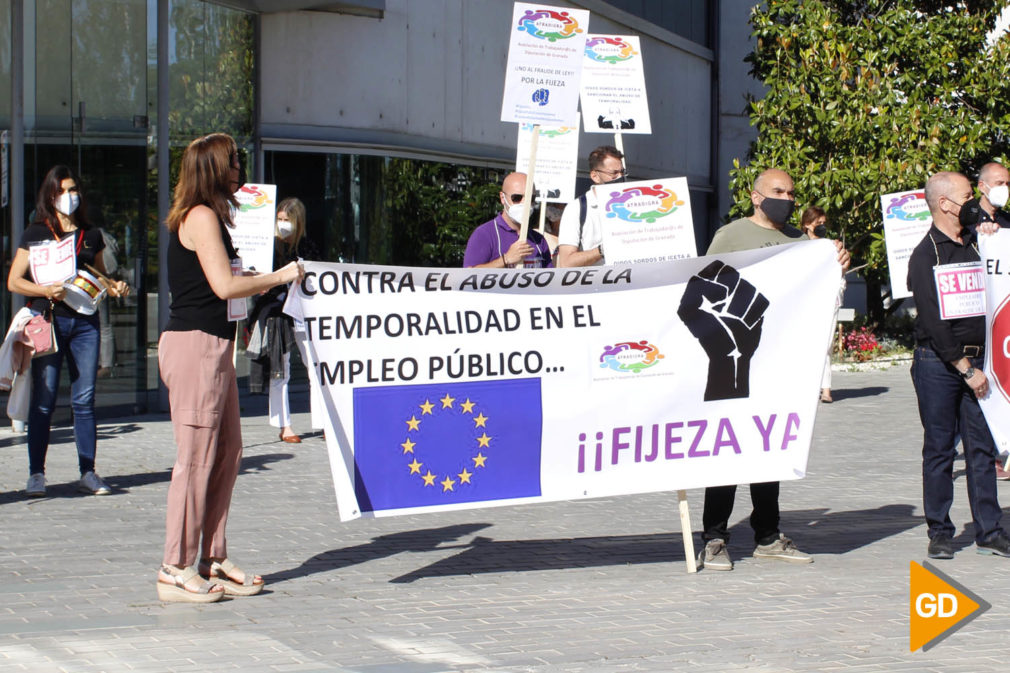 Foto 3_Concentración de los trabajadores temporales de Diputación_Mónica Martín