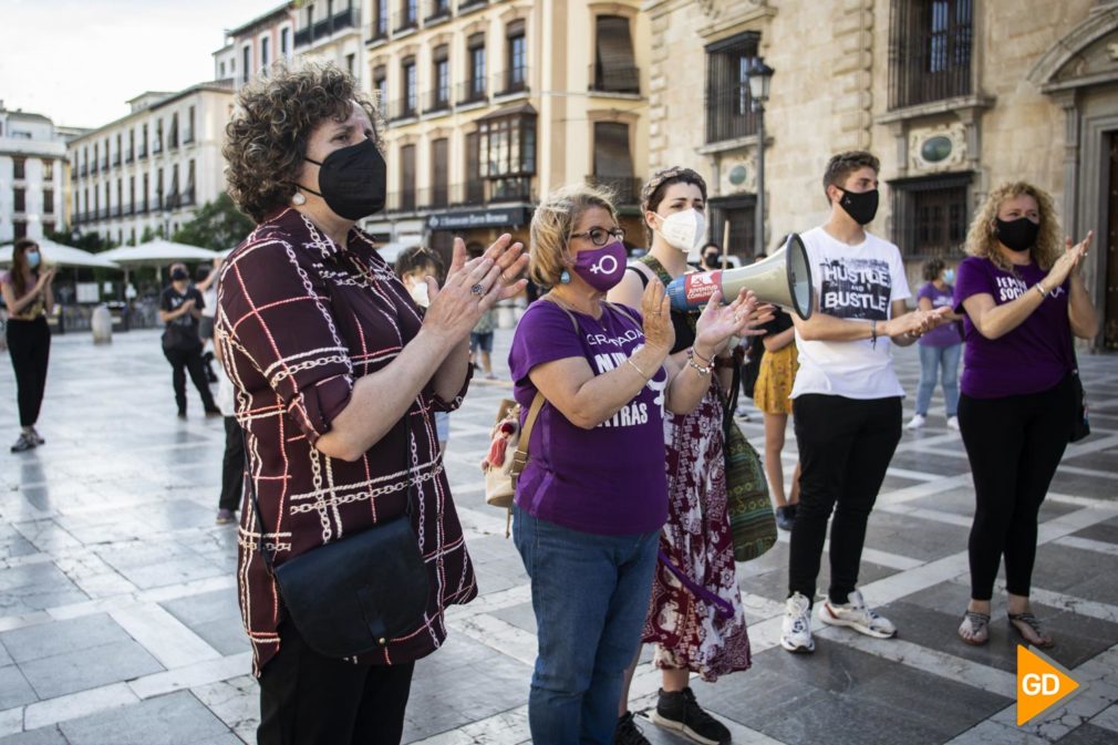 concentracion a favor de las madres protectoras y en apoyo a Juana Rivas