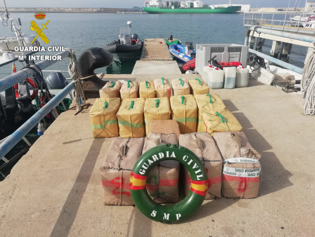 Guardia Civil granada hachis droga servicio maritimo