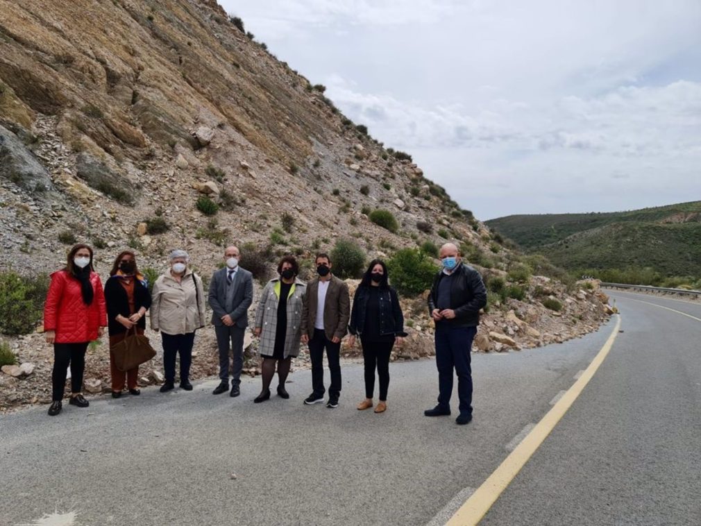 El Grupo Parlamentario Socialista de Granada visita la A-348