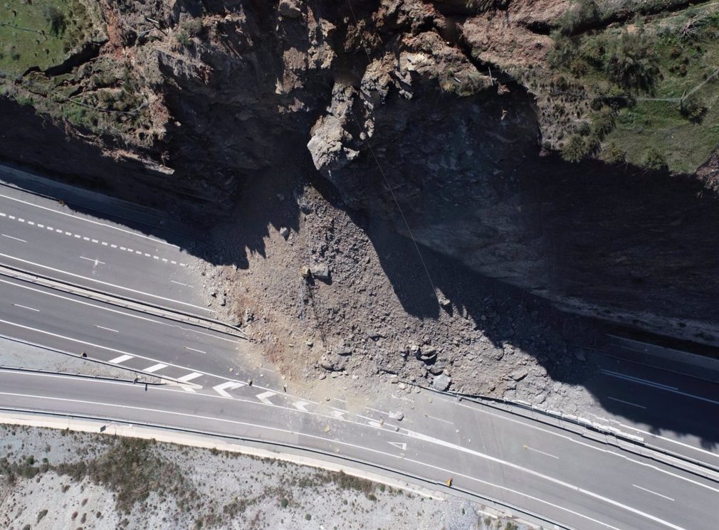 A7 desprendimiento tierra castel de ferro