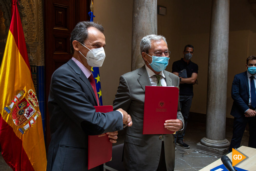 FOTOS firma del convenio de constitución del consorcio para la promoción de la candidatura de Granada como sede del acelerador de partículas Ifmif-Dones-13