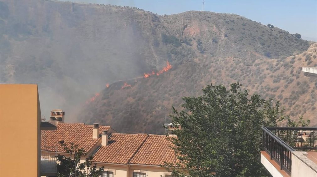 Granada.- Incendios.- Controlado el incendio forestal declarado en Cenes de la Vega