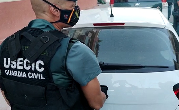 guardia civil vehiculo interceptado