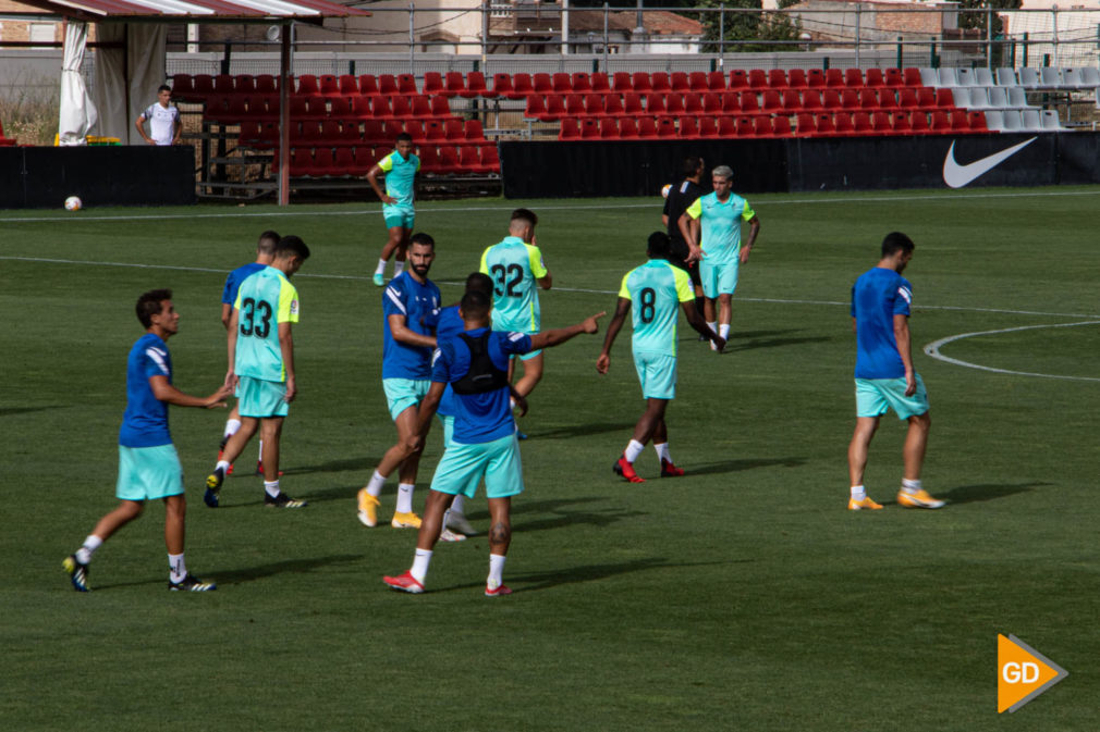 FOTOS Amistoso entre los jugadores del Granada tras el positivo de un futbolista del Recreativo- Javi Gea_ (18)