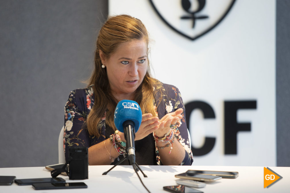 Encuentro con Patricia Rodriguez consejera del Granada CF en el estadio de Los Carmenes