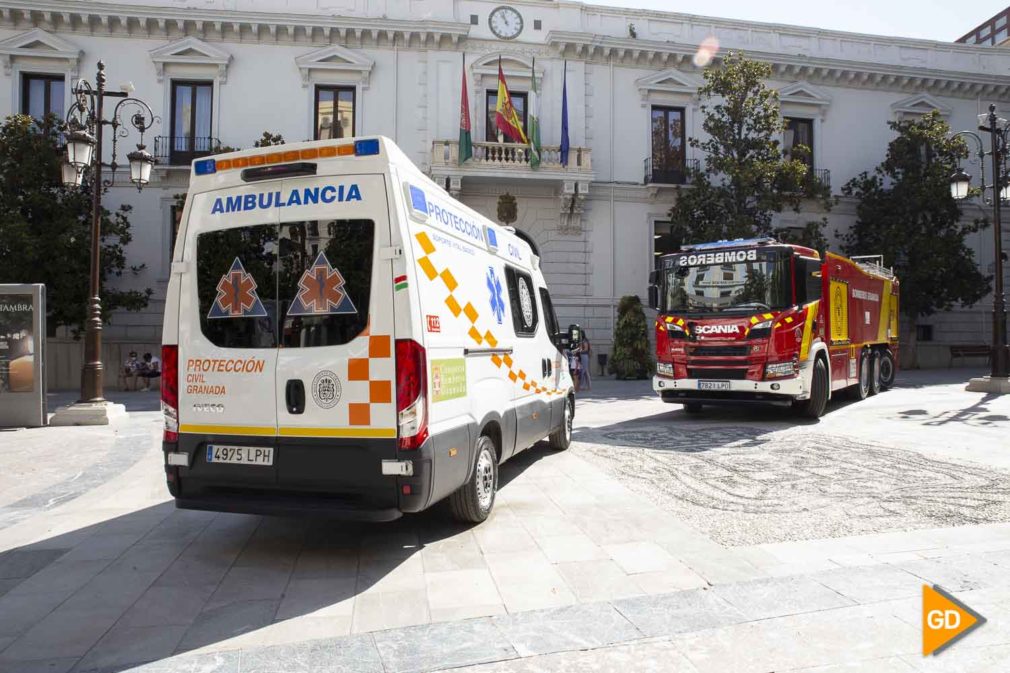 Presentacion de nuevo camion de bomberos y ambulancia Carlos Gijón_-9