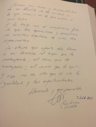 firma paco cuenca libro honores