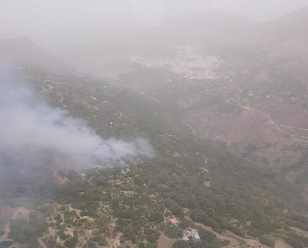 Granada.- Incendios.- El incendio forestal en Güéjar Sierra, ya extinguido, quemó 3,5 hectáreas de matorral y arbolado