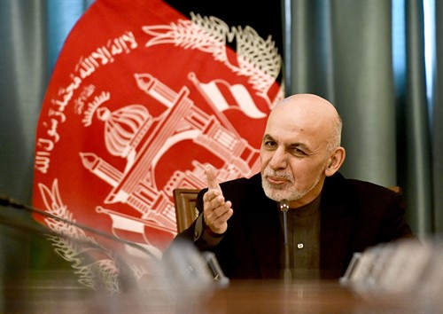 Afghanistan's Ghani postpones his presidential inauguration