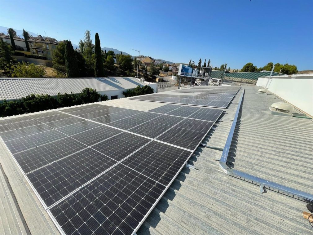 Granada.- Endesa X instalará una planta solar para Domca en su fábrica de Granada