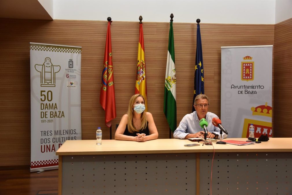 Granada.- El alcalde de Baza dice que "la competencia para autorizar o suspender un espectáculo taurino es de la Junta"