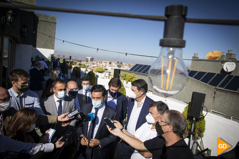 Foro del pp para los de empresarios de Granada por la subida de la luz