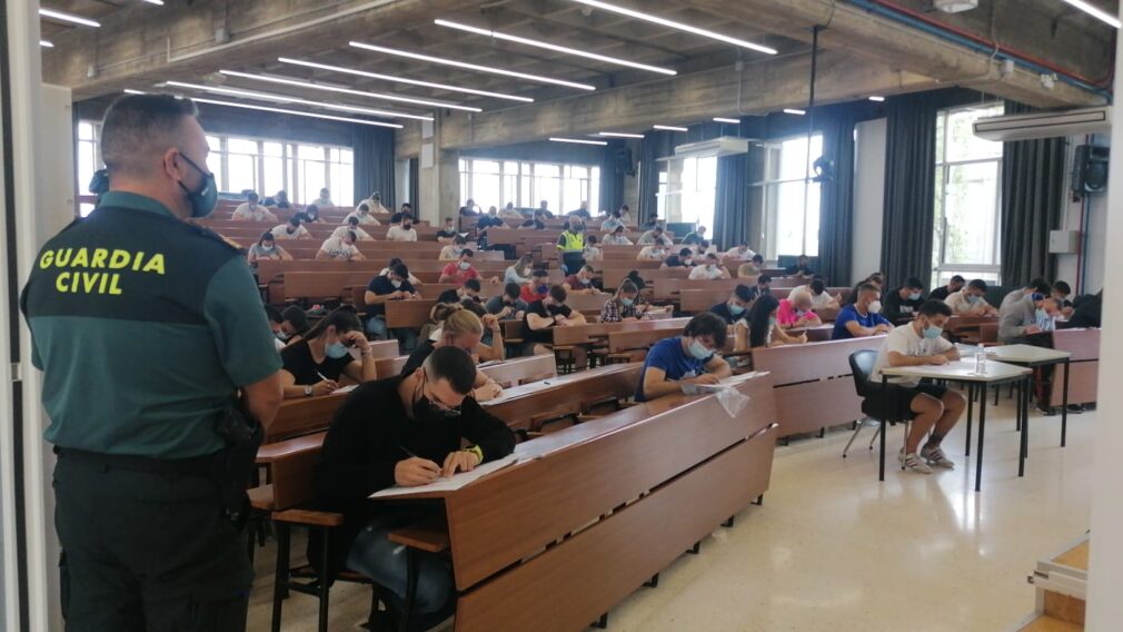 examen guardia civil granada