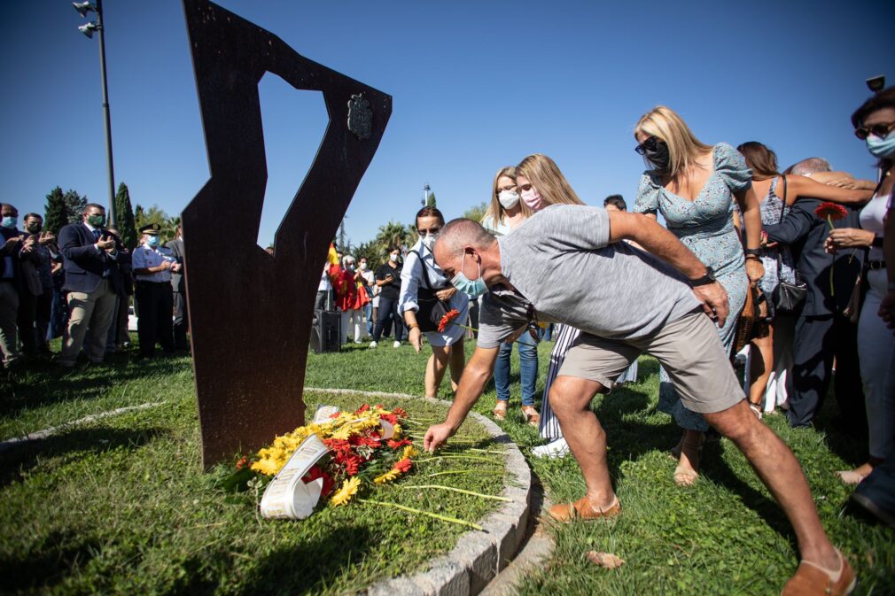 Acto de homenaje a la Asociación de Víctimas del Terrorismo Antonio L. Juárez