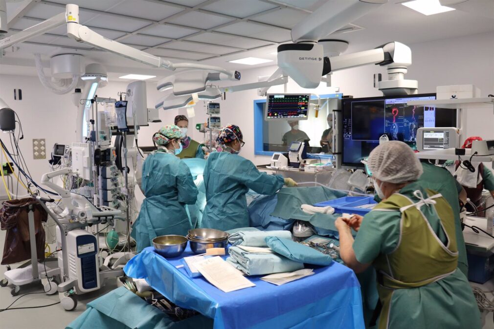 Granada.- El Hospital Virgen de las Nieves estrena área quirúrgica con una inversión de más de cinco millones