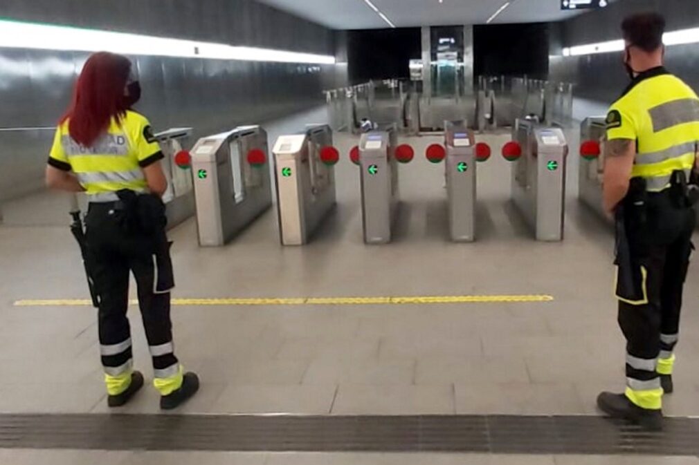 Vigilantes de Seguridad en el Metro de Granada