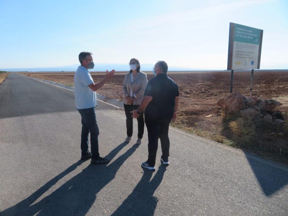 Intervención de la Junta en caminos rurales - JUNTA